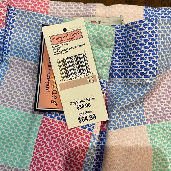 Vineyard Vines Whale Patchwork Every Day Shorts - Picture 5 of 6